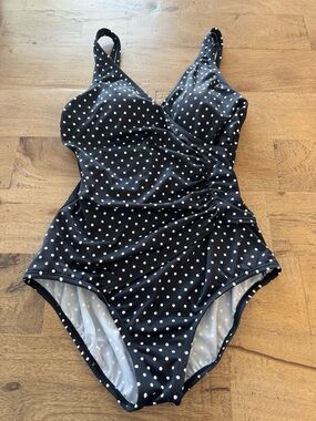 Jantzen Classic Black Polka Dot One-Piece Swimsuit ruched retro size 10